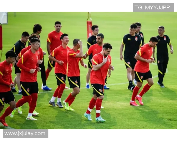 上海足球队的转型之路:从传统强队到现代化精英团队的蜕变与挑战 上海足球队的转型之路:从传统强队到现代化精英团队的蜕变与挑战