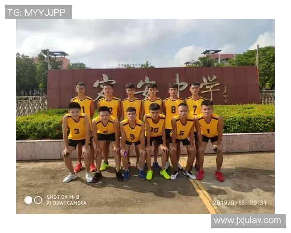 成都排球队的成长之路:一段关于坚持与团结的排球纪实故事 成都排球队的成长之路:一段关于坚持与团结的排球纪实故事