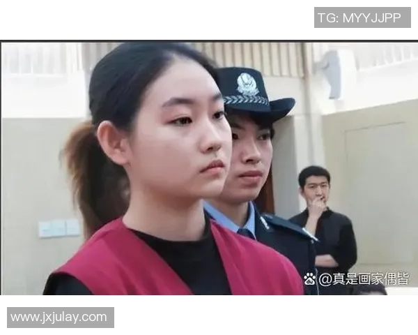 网红合影意外揭露足球明星私生活背后的秘密与故事 网红合影意外揭露足球明星私生活背后的秘密与故事